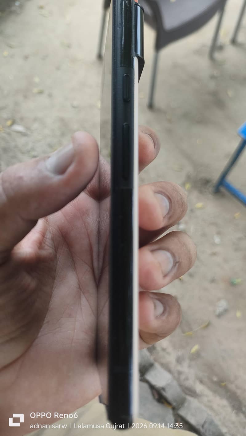 Google Pixel 6 4