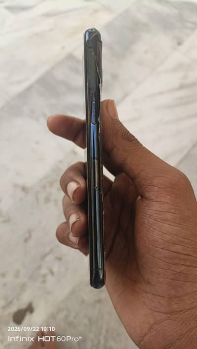 IPHONE 11 PRO