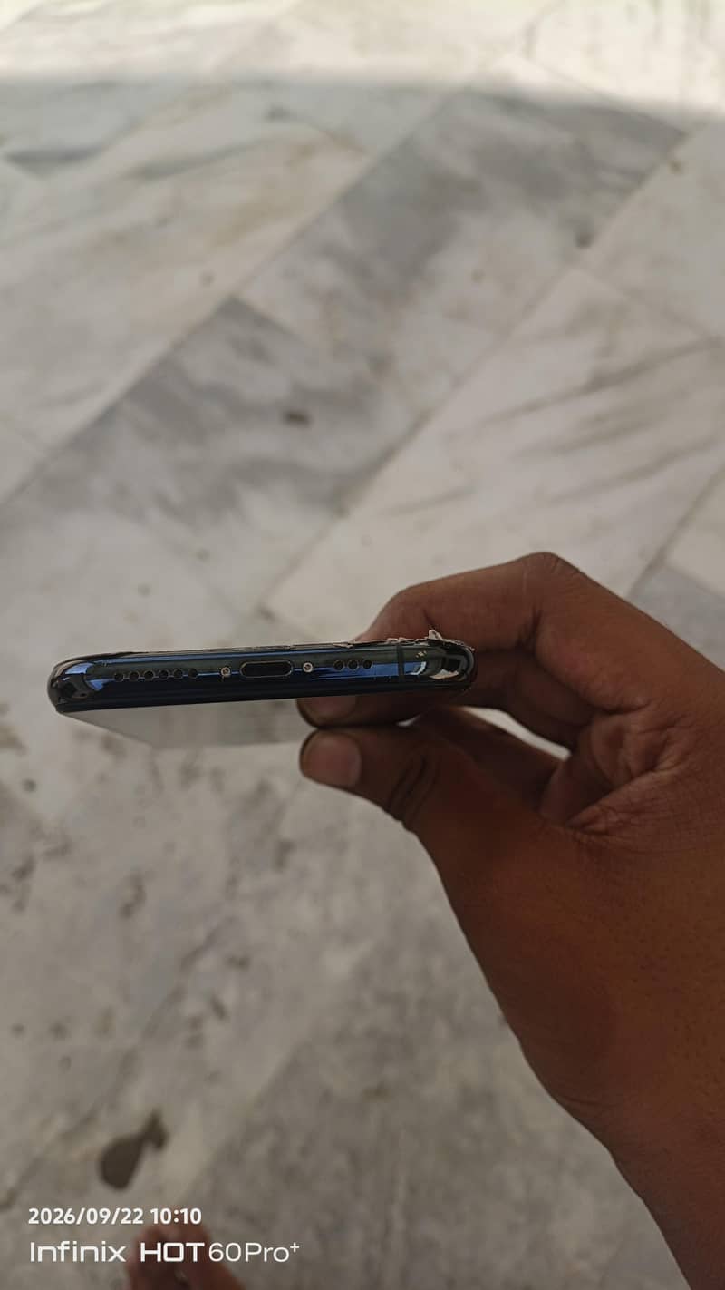 IPHONE 11 PRO 3