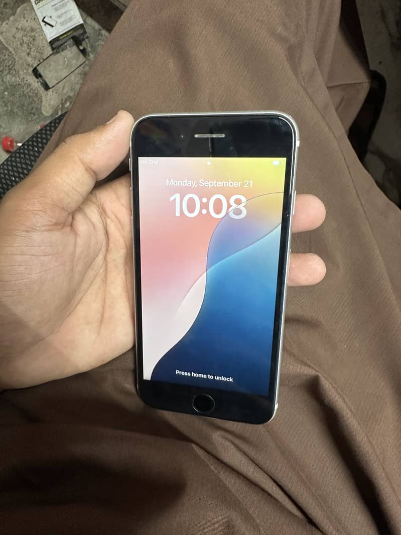 Apple iPhone SE 2