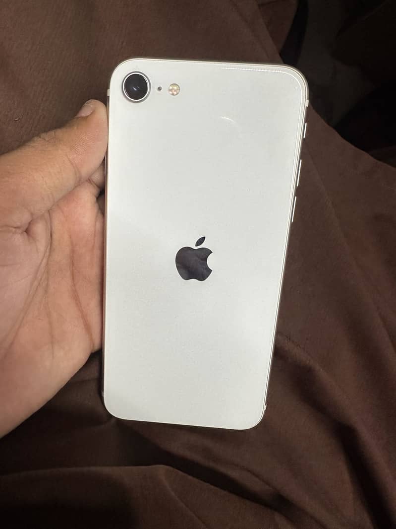 Apple iPhone SE 3