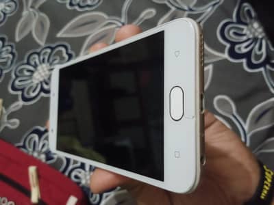 OPPO A57