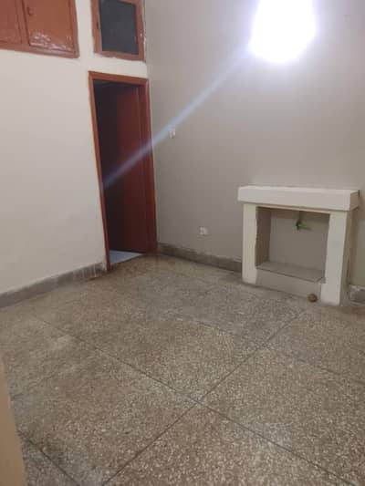 Housing Foundation E Type Flat available for rent in G-11/3