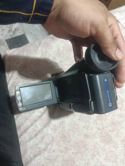 Sony digital HD video camera recorder
