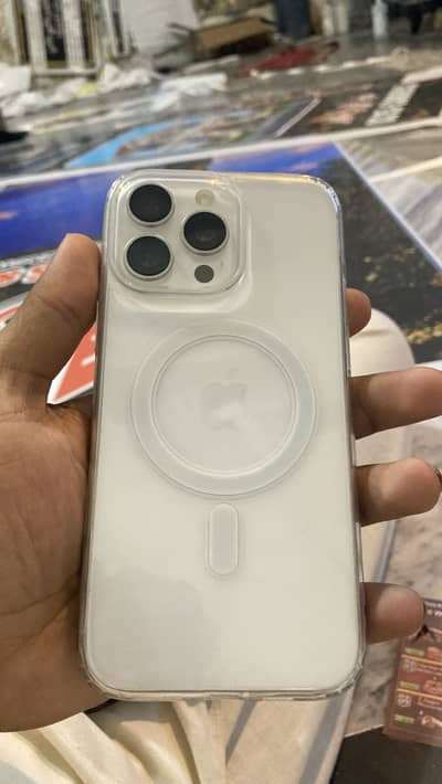 Apple iPhone 16 Pro Max