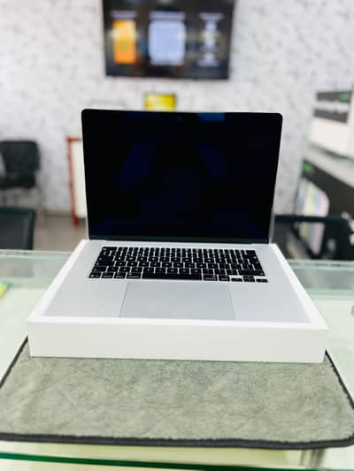 MACBOOK AIR M5CHIP | 15 & 13  Inch Display | A3448 & A3449| Box Pack |