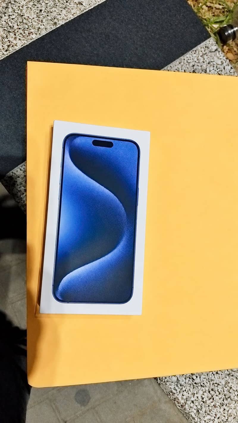 Apple iPhone 15 Pro Max 1