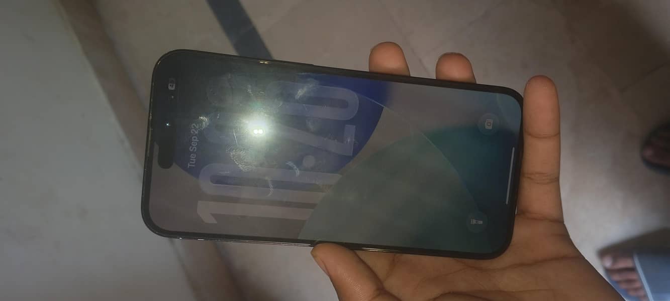 Apple iPhone 14 Pro Max 3