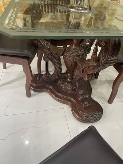 Habbit dinning table chnioti just 45000