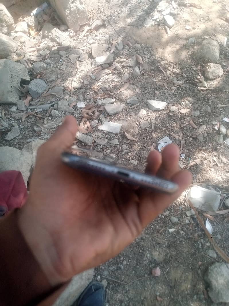 Apple iPhone 8 Plus 2