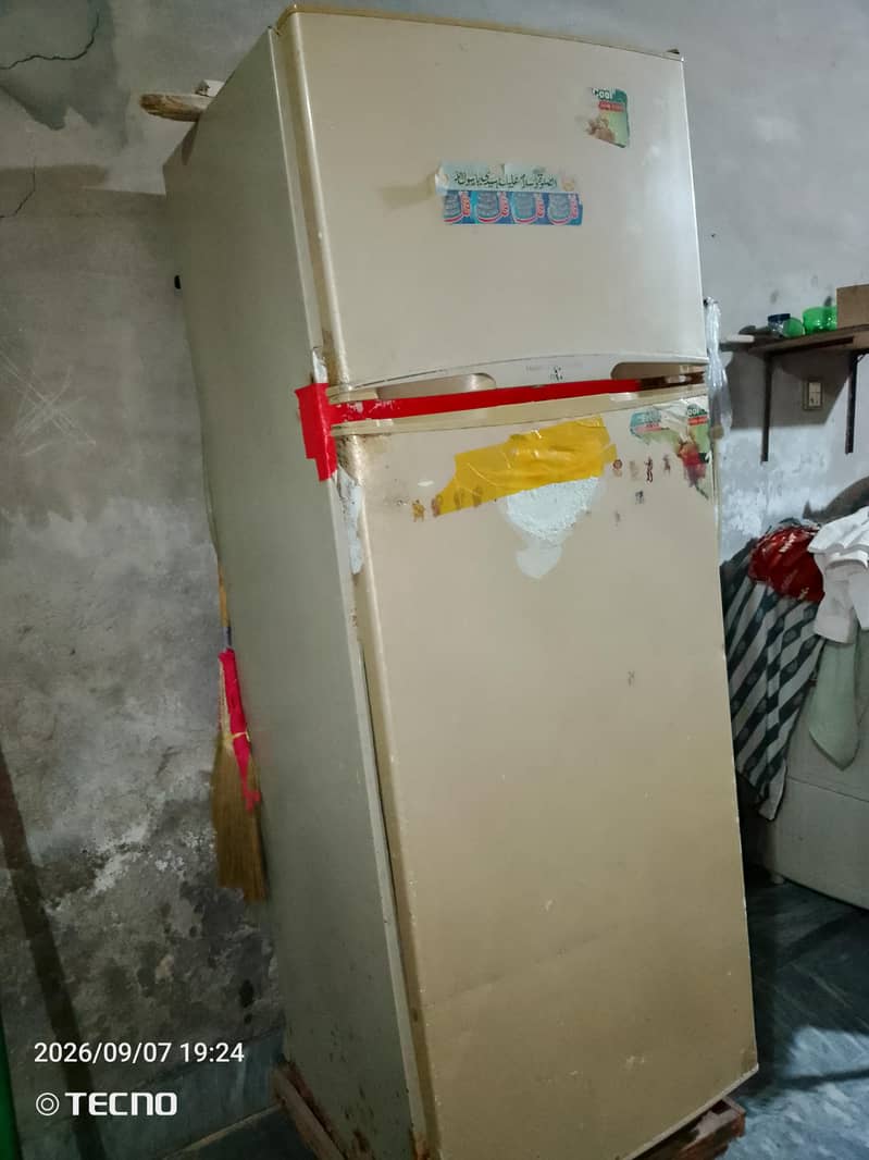 refrigerator 0