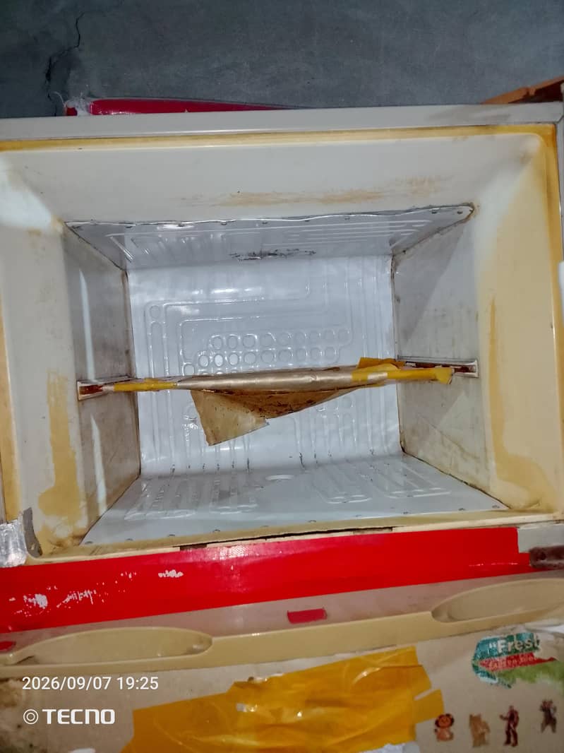 refrigerator 1