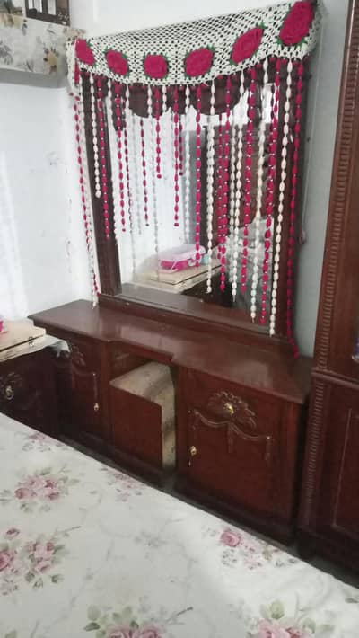 dressing table