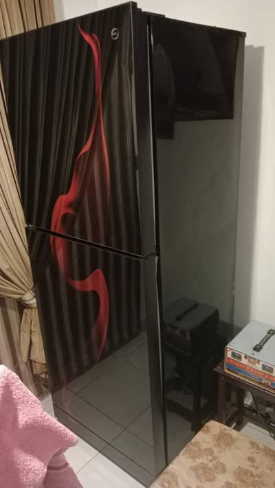 PEL refrgerator in excellemt condition