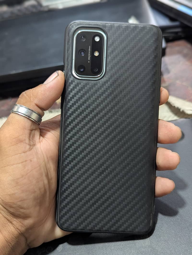 One Plus 8T 1