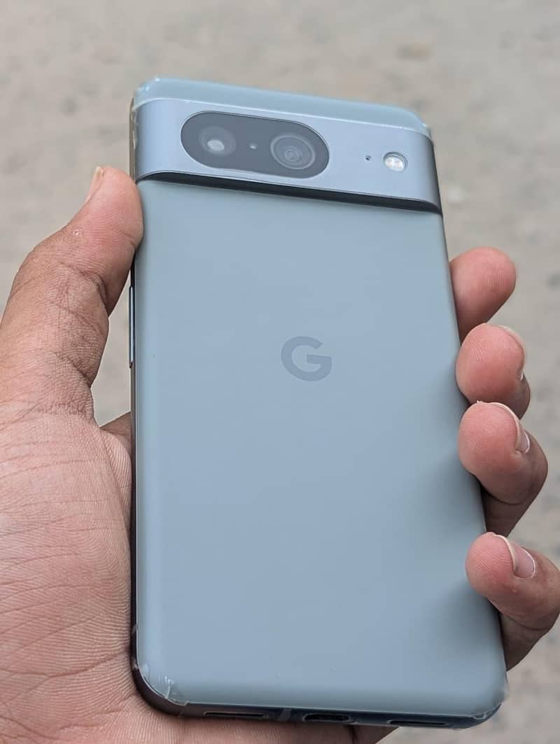 Google Pixel 8 1