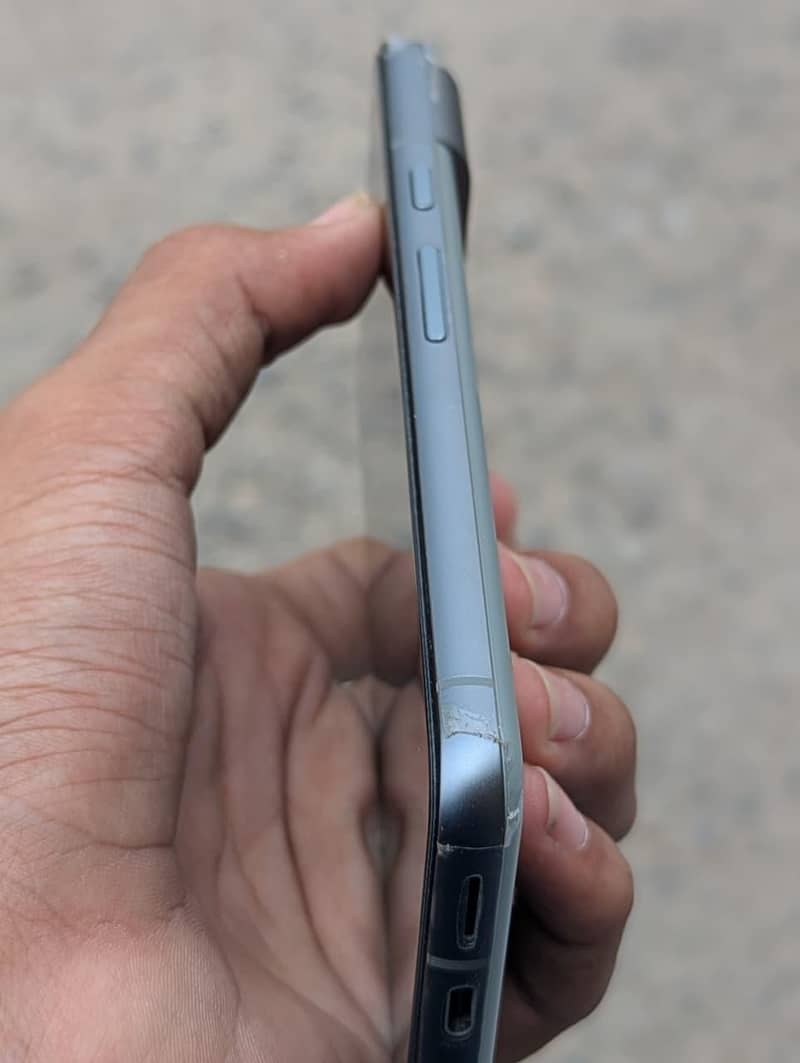 Google Pixel 8 6