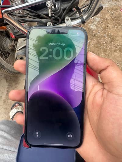Apple iPhone 14