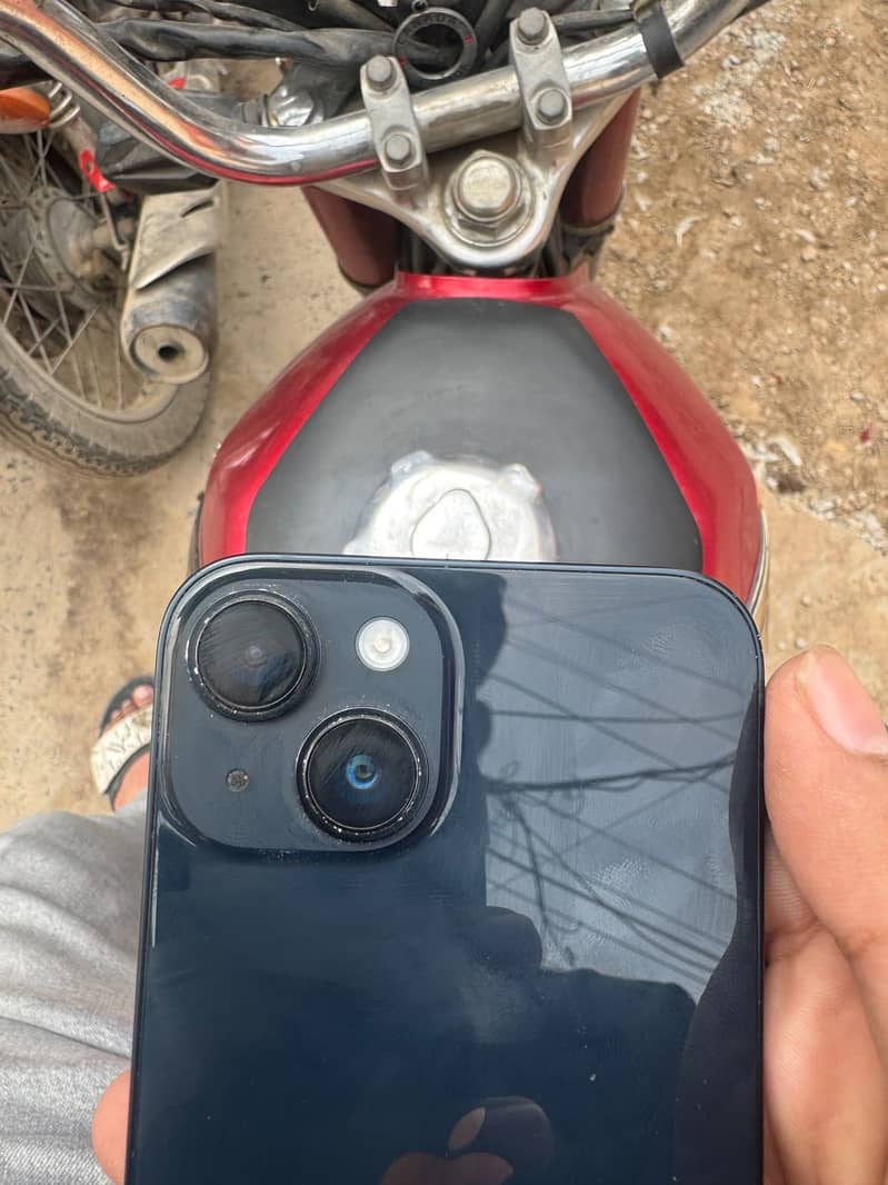 Apple iPhone 14 5