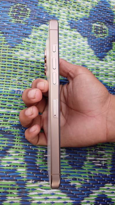 Apple iPhone 16 Pro Max