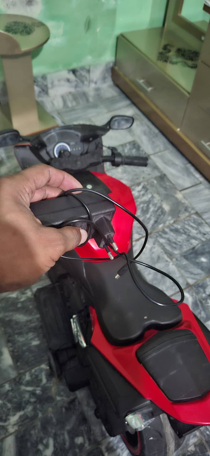 بچوں کی الیکٹرک موٹر سائیکل 3