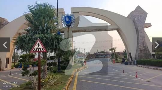 4 MARLA PLOT IN ROYAL RESIDENCIA AT GOOD LOCATION