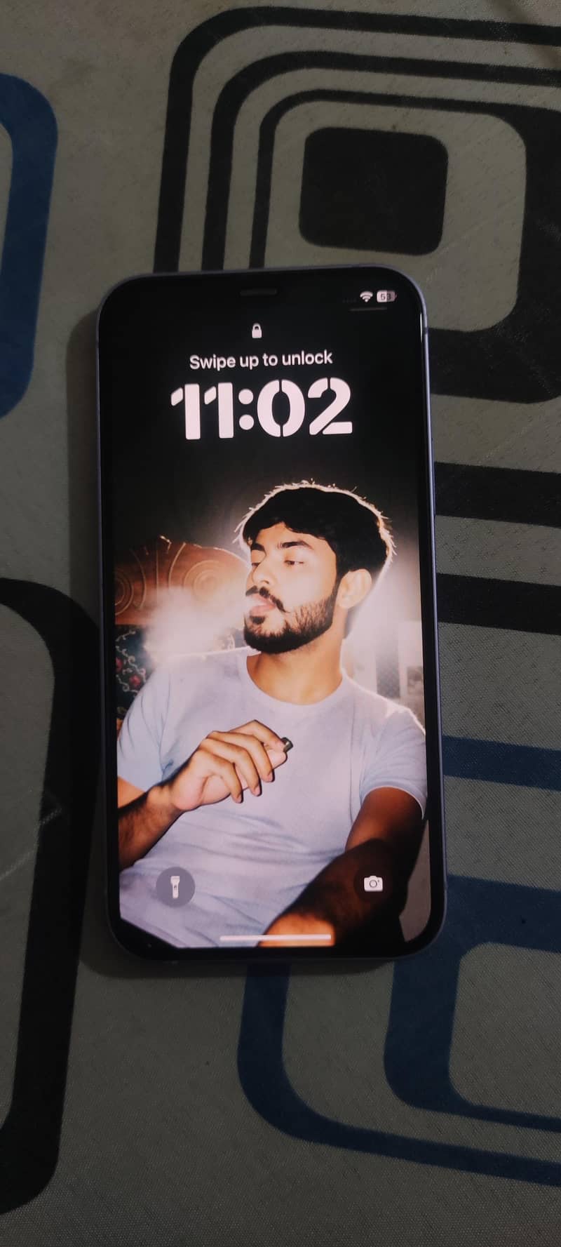 Apple iPhone 12 1