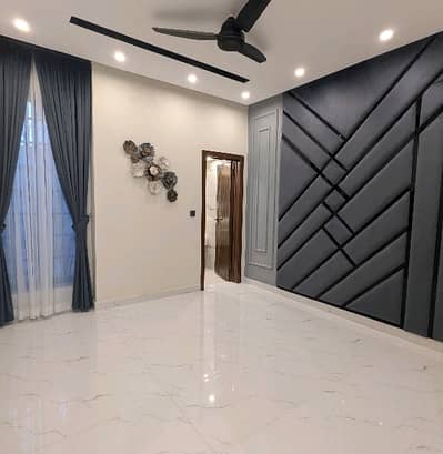 5 Marla House In Only Rs. 20000000
