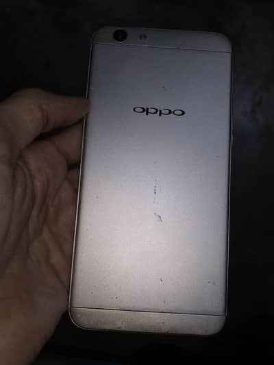 OPPO F1s