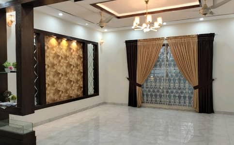 10 Marla House For Sale In Rs. 37000000 Only