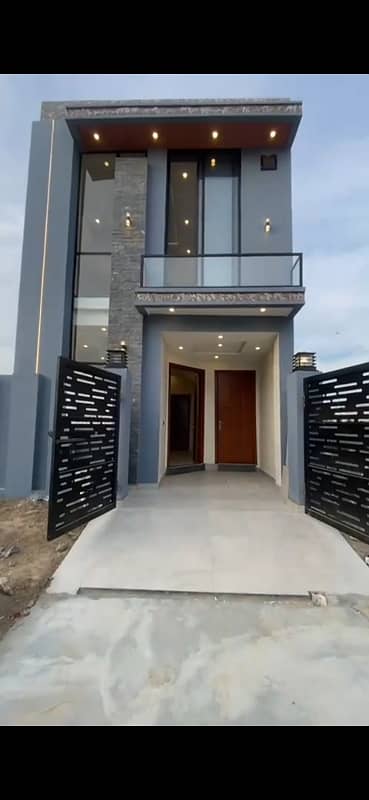 3 Marla Brand New House