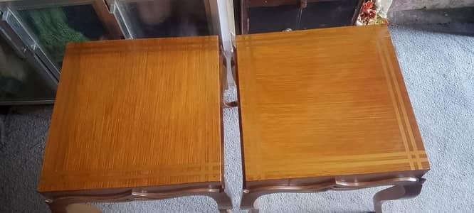 Beautiful Wooden Side Tables – Set of 2