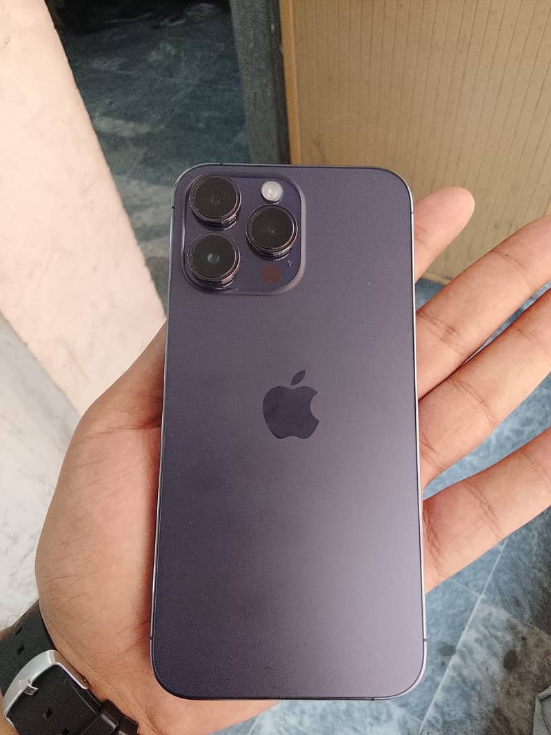 Apple iPhone 14 Pro Max 3