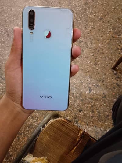 vivo y17