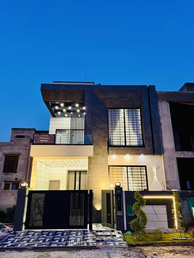5 Brand New Luxury House With Solid Construction