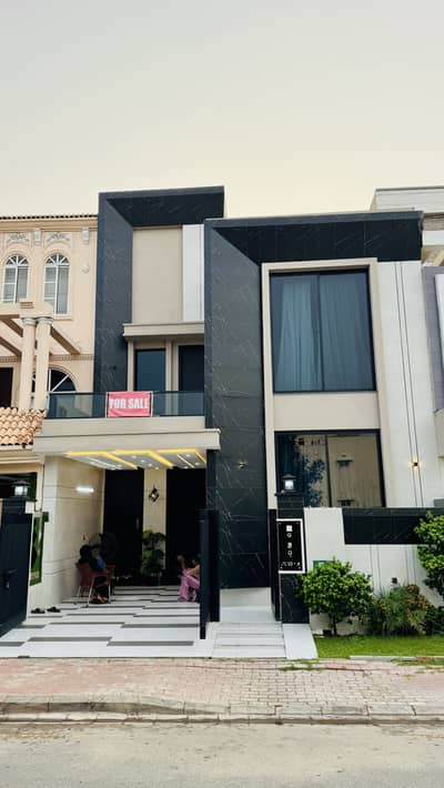 Real Pics & Ad Of 5 Marla Brand New House In Bahria Town