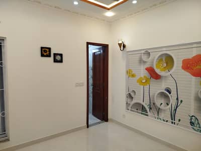 10 Marla Solid Constructed Brand New House in Dream Gardens
