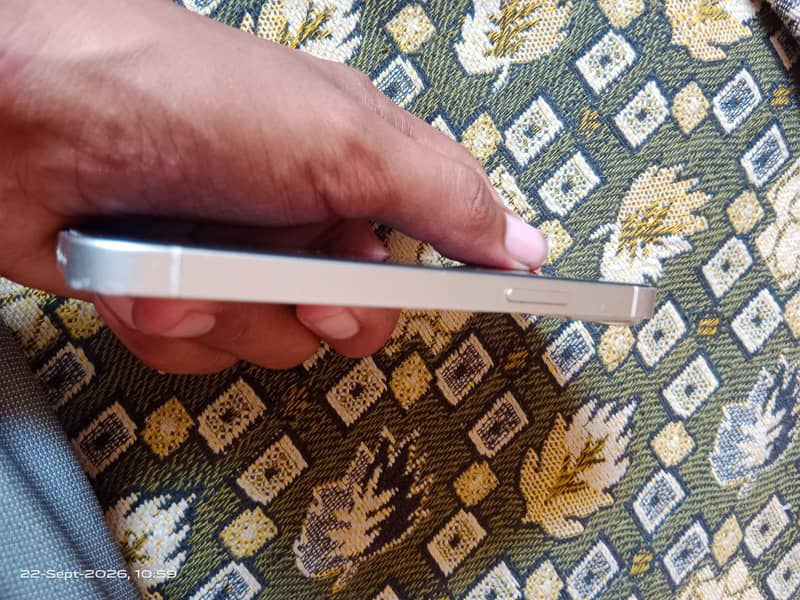 IPhone 13 Mini 6