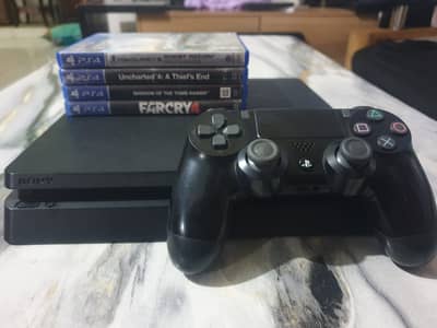PS4 Slim 500GB with 1 Controller + 4 Games
