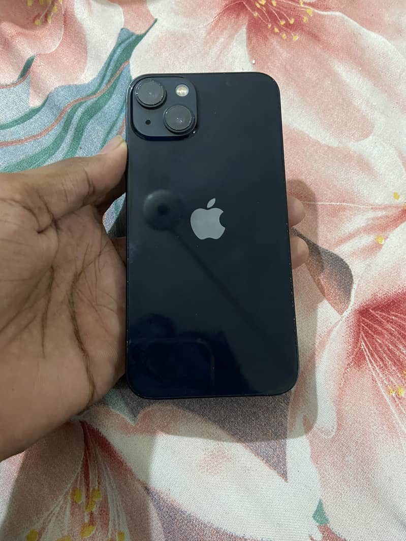 Apple iPhone 13 1
