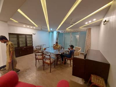 ORIGNAL PICTURES 1 kannal FULL BASEMENT funrished and unfurnsihed both options are available