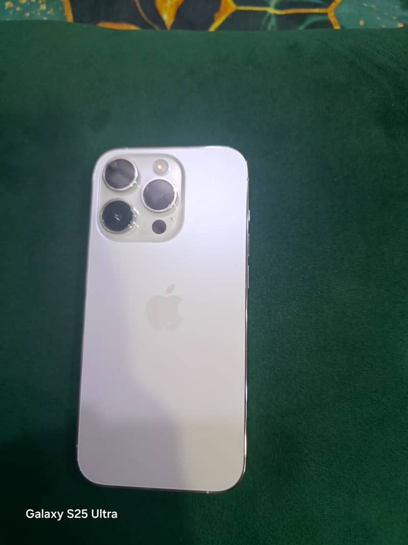 Apple iPhone 14 Pro 4