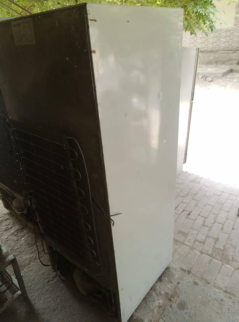 refrigerator 2