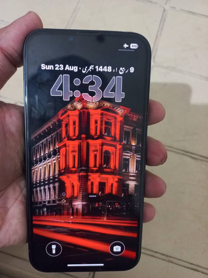 Apple iPhone 13 2