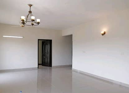 12 Marla Flat In Askari 11 - Sector B Best Option