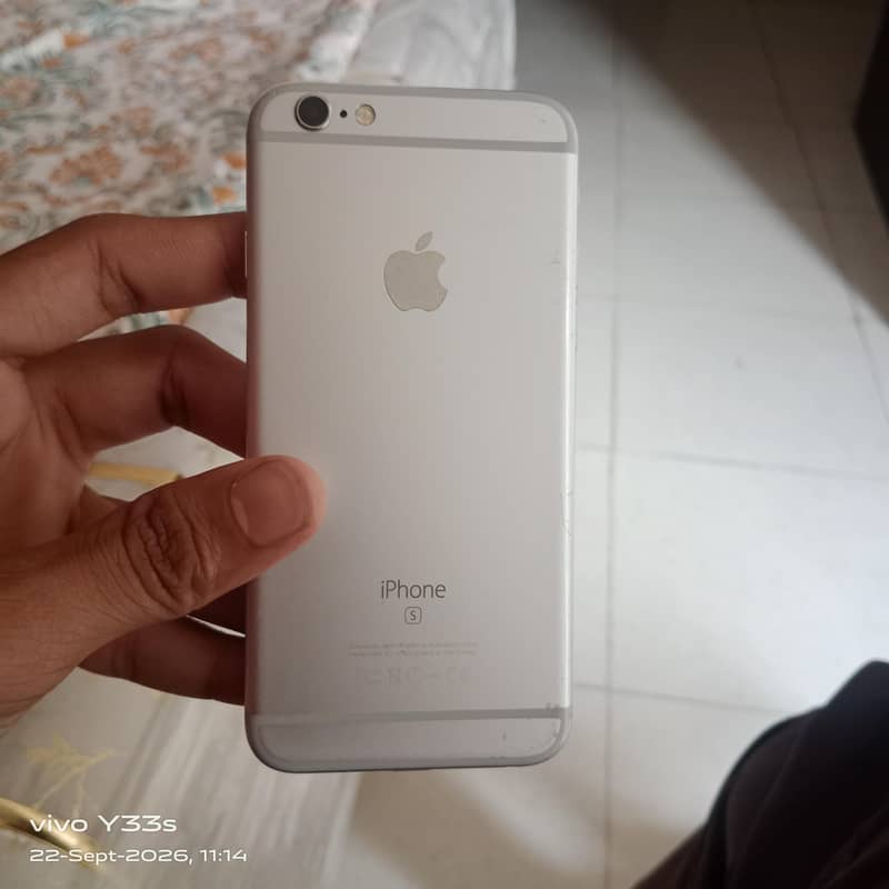 Apple iPhone 6S 3