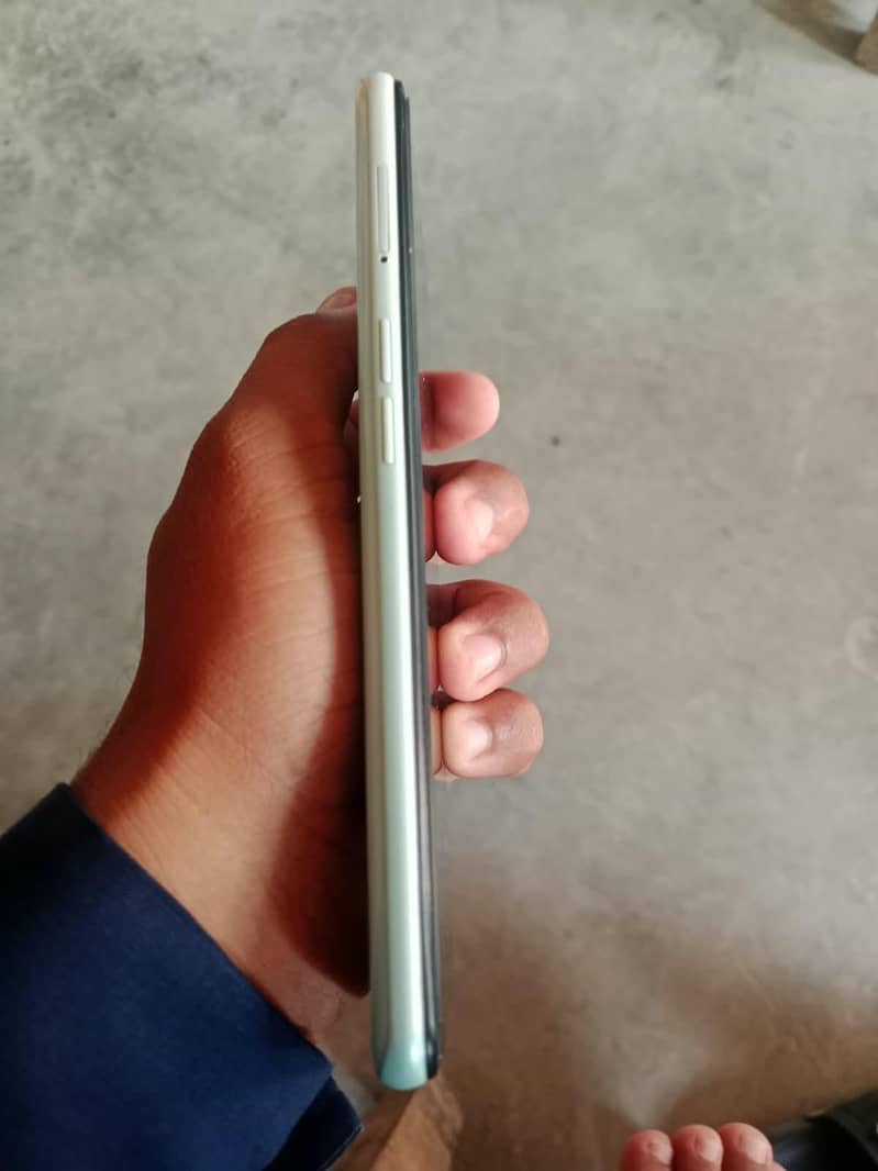 OPPO A52 5
