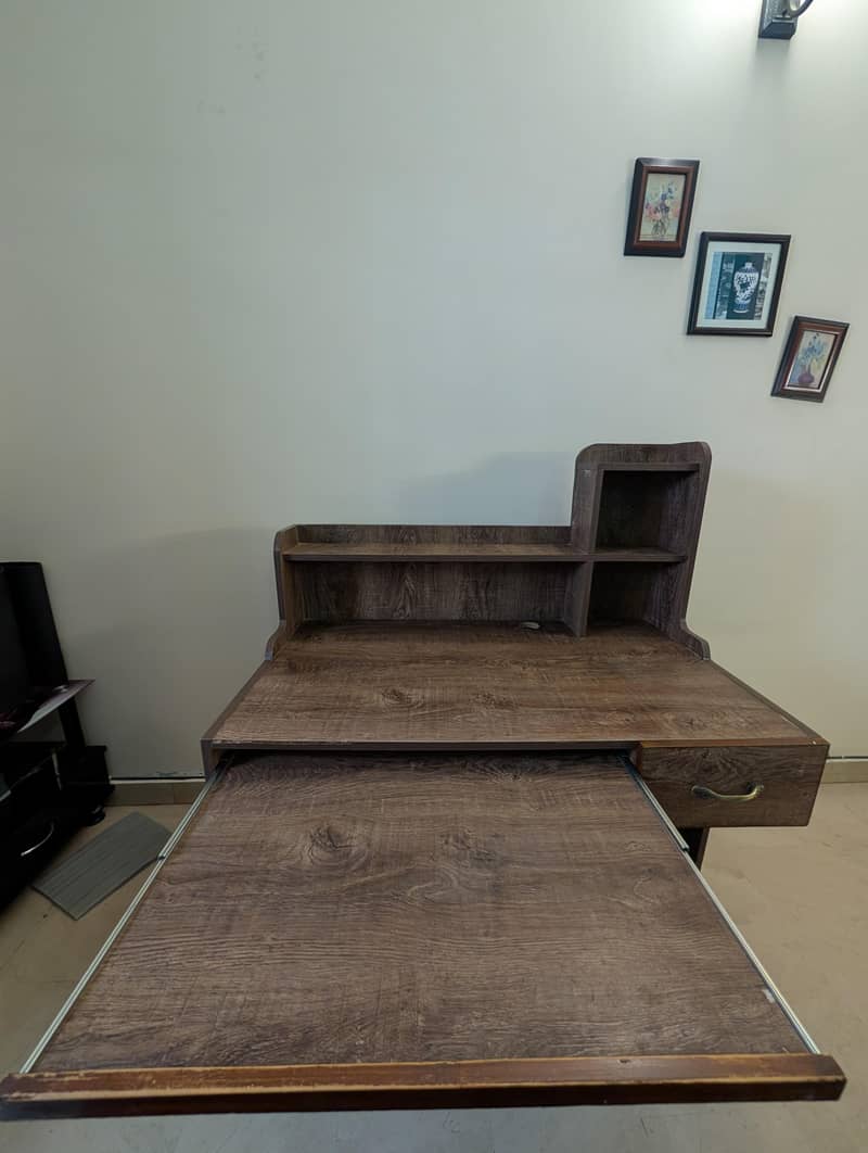 Modern Study / Computer table 3