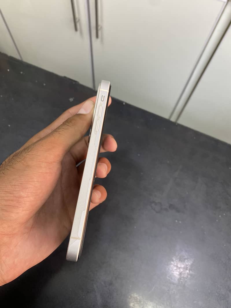 Apple iPhone XR 2