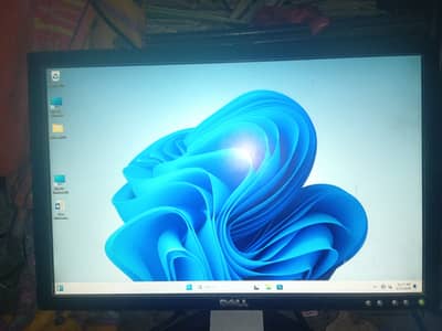 Optiplex 780 ful set for sale argent new condition 4 GB ram windw 11